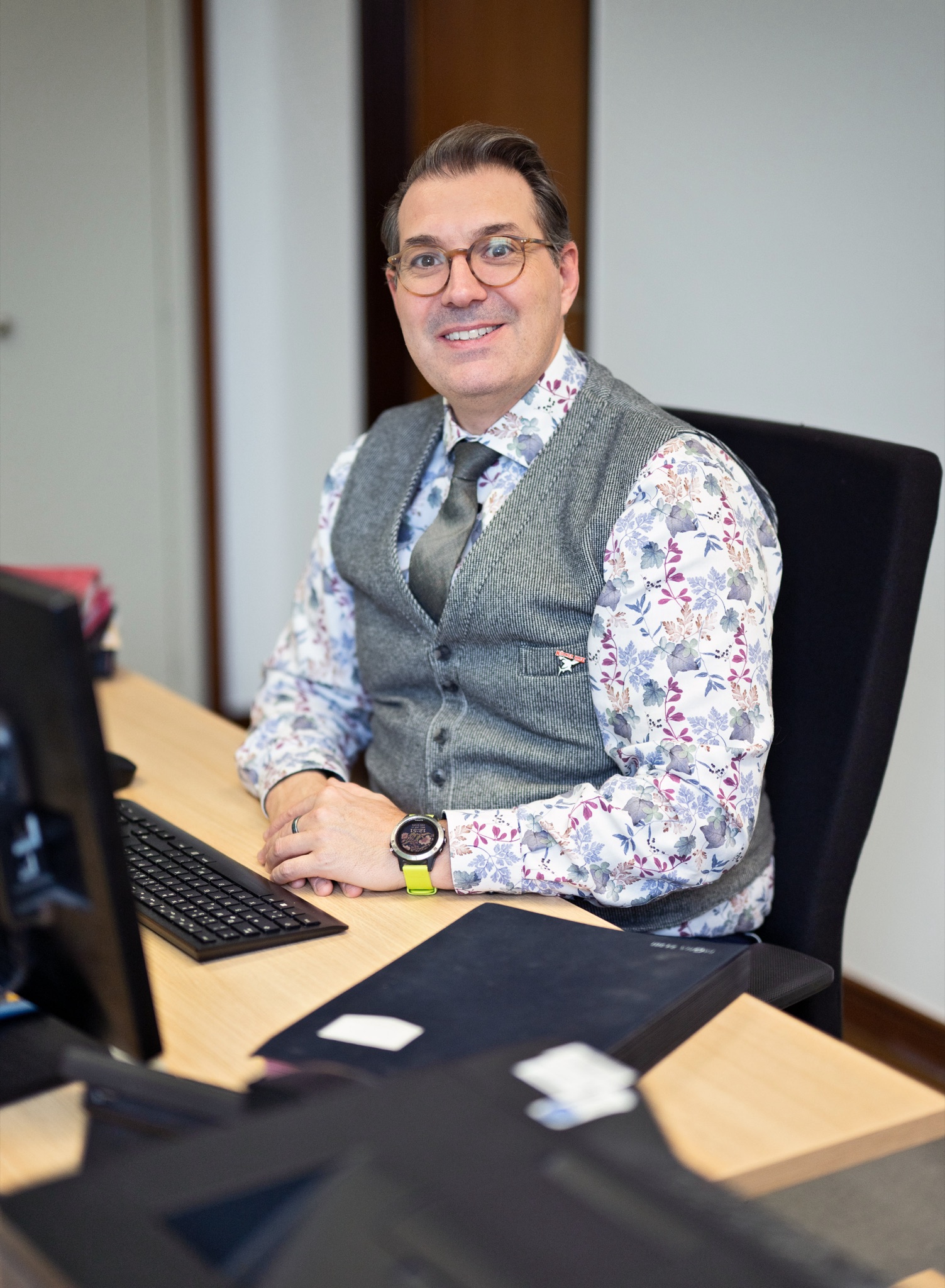 Porträtfoto Tobias Jung